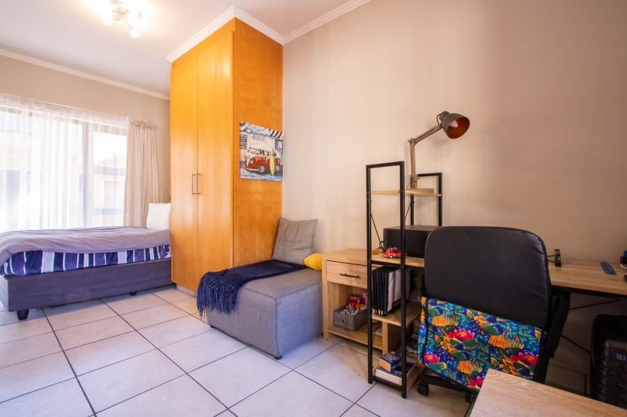 To Let 1 Bedroom Property for Rent in Die Bult North West